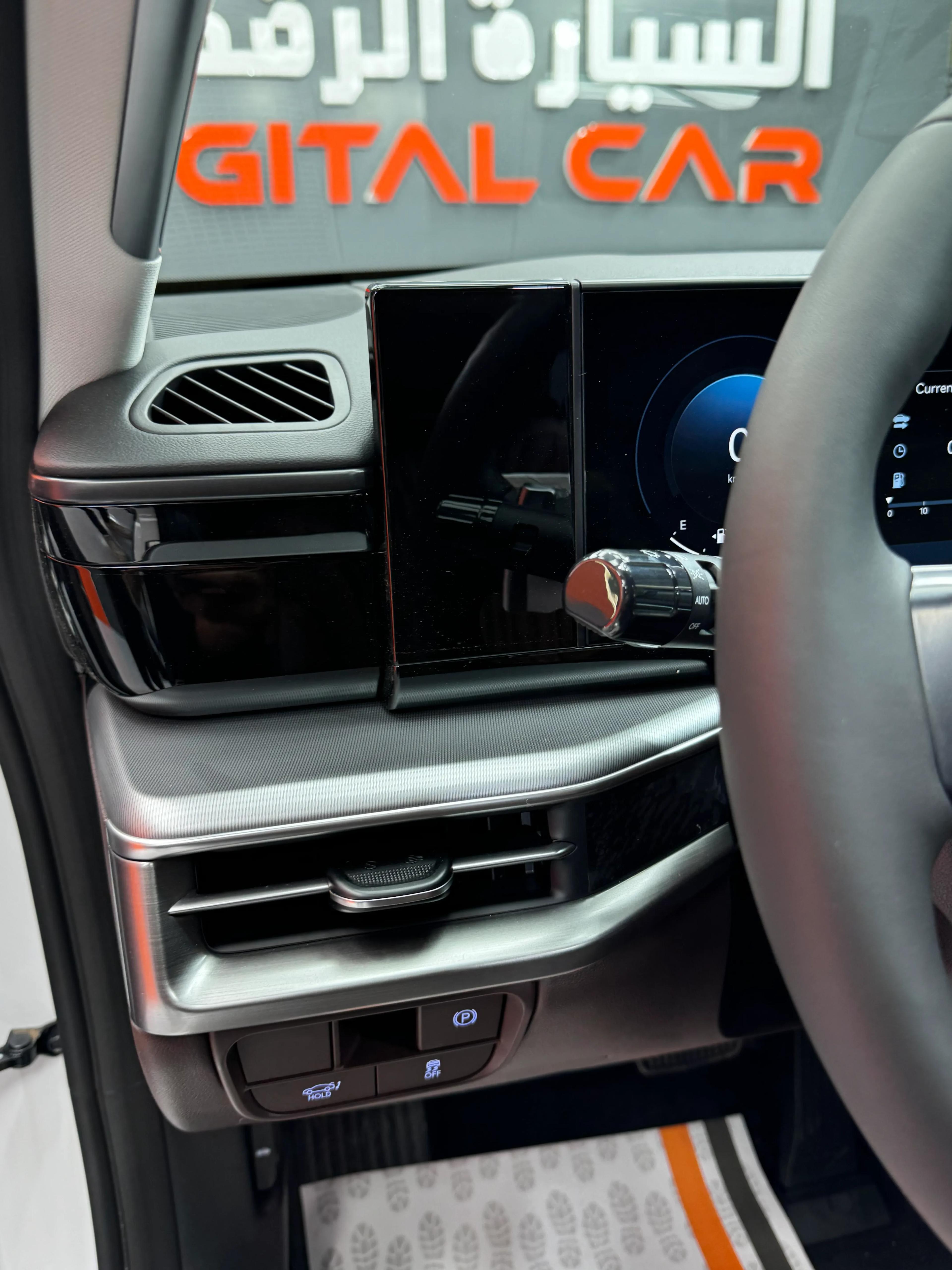 interior image_3