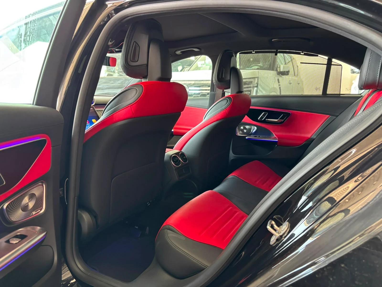interior frontRight