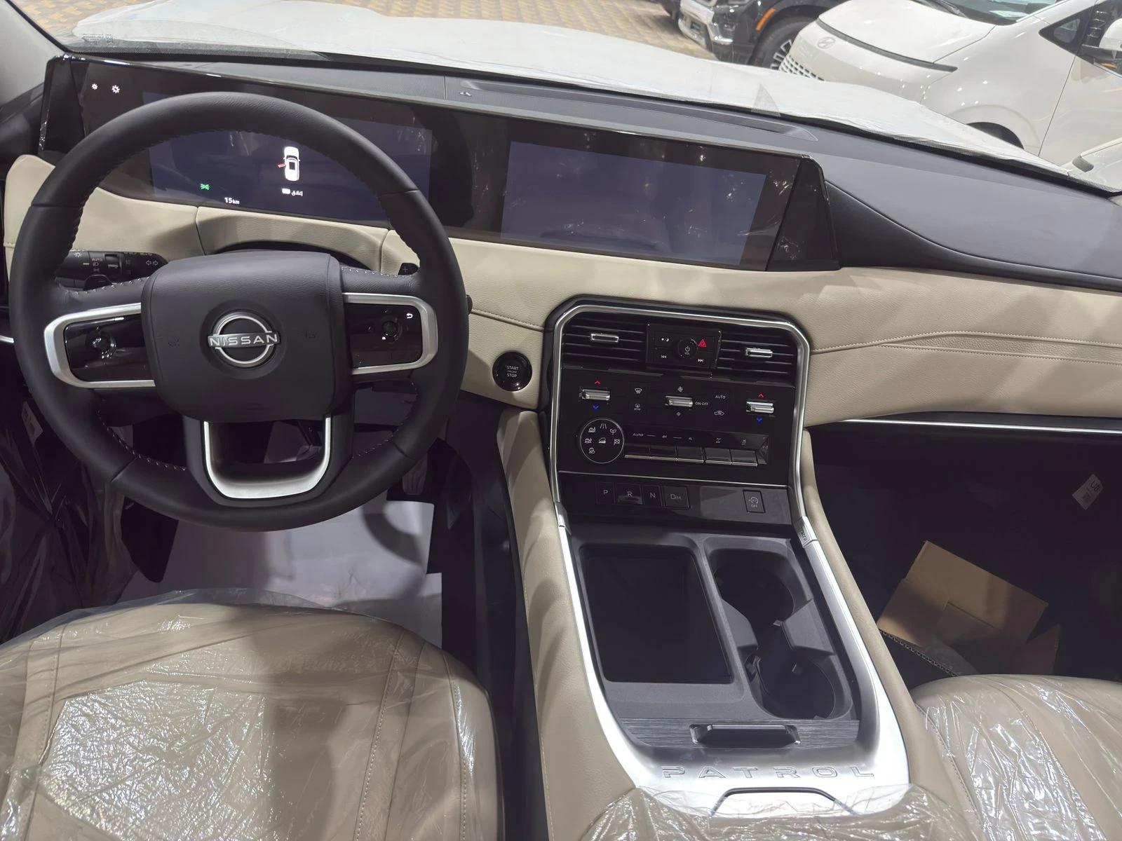interior frontRight